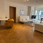 Loft Mit Terrasse Und Schlafzimmer Apartman *