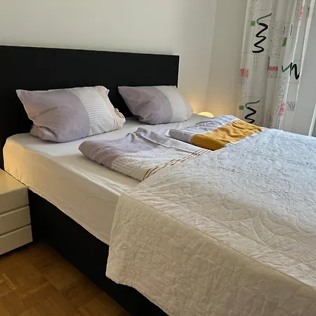 Loft Mit Terrasse Und Schlafzimmer *